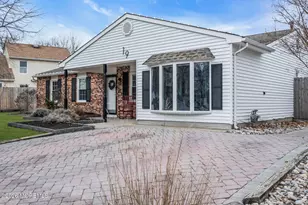 19 Virginia Dr, Howell Township, NJ 07731 - Photo 4