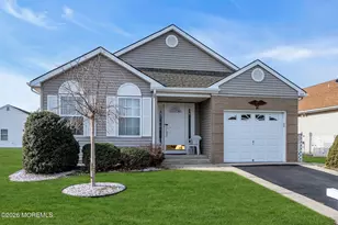 10 Bolton Ct, Toms River Township, NJ 08757 - Photo 2