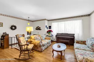 14 Garden St, Red Bank, NJ 07701 - Photo 8