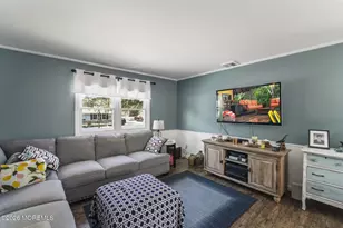 8 Malsbury Ln, Cream Ridge, NJ 08514 - Photo 8