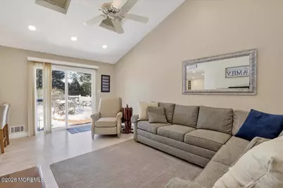 31 Bunker Hill Drive, Manalapan Township, NJ 07726 - Photo 18