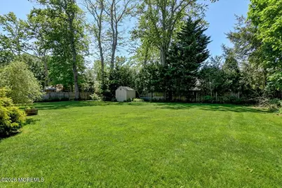 31 Bunker Hill Drive, Manalapan Township, NJ 07726 - Photo 4