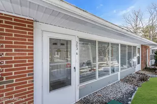 303A W Malvern Ct, Lakewood, NJ 08701 - Photo 4