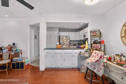 80 Manchester Court, Red Bank, NJ 07701 - Photo 10