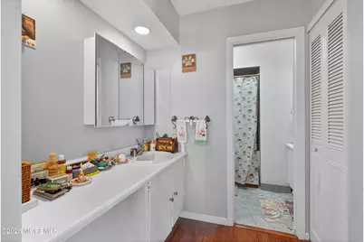 80 Manchester Court, Red Bank, NJ 07701 - Photo 20