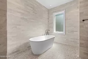 889 Red Oaks Dr, Long Branch, NJ 07740 - Photo 20