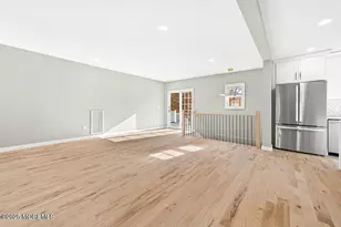 940 Grove Ave, Old Bridge Township, NJ 08857 - Photo 10