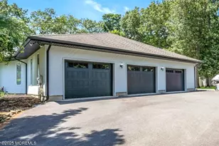 1582 Beaver Hollow Dr, Toms River Township, NJ 08755 - Photo 2