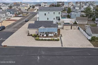 106 Makin Avenue, Point Pleasant Beach, NJ 08742 - Photo 4