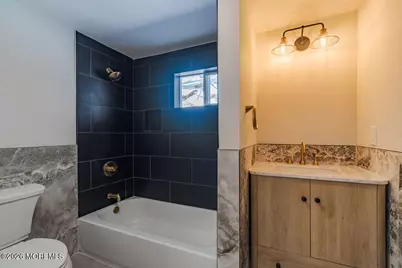 94 Valley Avenue, Highlands, NJ 07732 - Photo 14