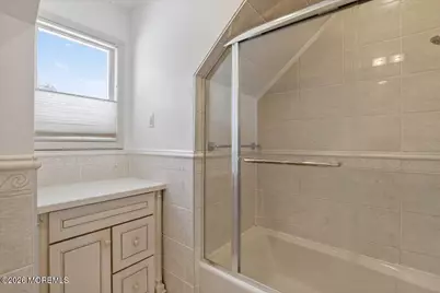 20 Hutchinson Drive, Port Monmouth, NJ 07758 - Photo 22