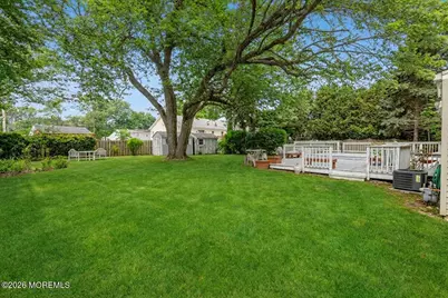 20 Hutchinson Drive, Port Monmouth, NJ 07758 - Photo 4