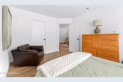 18 Diane Drive, Tinton Falls, NJ 07753 - Photo 14