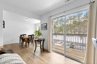 18 Diane Dr, Tinton Falls, NJ 07753 - Photo 10