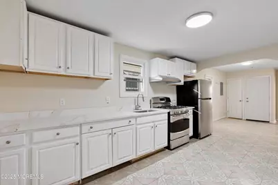 216 Delaware Street, Elizabeth, NJ 07206 - Photo 6