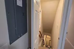 216 Delaware St, Elizabeth Port, NJ 07206 - Photo 24