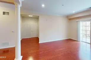 112 Regency Ct, Morganville, NJ 07751 - Photo 4