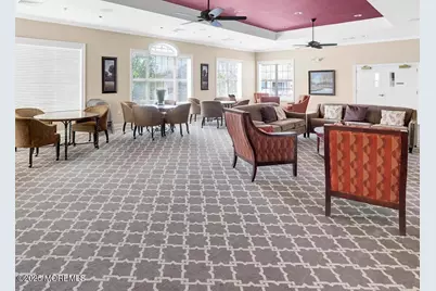 112 Regency Court, Morganville, NJ 07751 - Photo 22