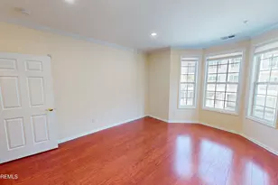 112 Regency Ct, Morganville, NJ 07751 - Photo 18