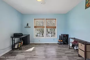 107 Lloyd Ct, East Brunswick Township, NJ 08816 - Photo 18