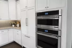 17 Spalding Dr, Holmdel, NJ 07733 - Photo 8