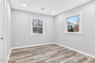 6 Storer Ct, Morganville, NJ 07751 - Photo 32