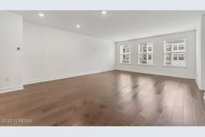 46 Mariveles Way, Tinton Falls, NJ 07724 - Photo 4