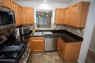 124 Adamecs Way, South Amboy, NJ 08879 - Photo 10