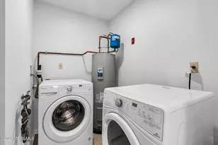 1209 Wedgewood Cir, Middletown, NJ 07748 - Photo 20