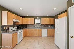 1609 Eighth Ave, Toms River Township, NJ 08757 - Photo 16