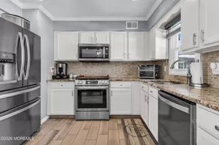 805 Cambridge Ave, Union Beach, NJ 07735 - Photo 10