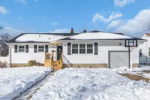 660 Hopping Rd, Belford, NJ 07718 - Photo 1