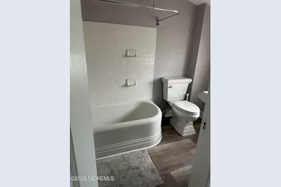 691 Broad Street #Upstairs, Shrewsbury, NJ 07702 - Photo 10