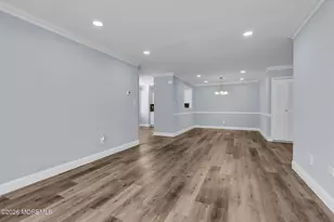 401 Hampton Ct, Manalapan Township, NJ 07726 - Photo 14