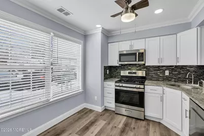 401 Hampton Court #15-7, Manalapan Township, NJ 07726 - Photo 4