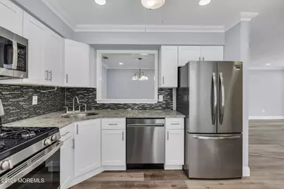 401 Hampton Court #15-7, Manalapan Township, NJ 07726 - Photo 8