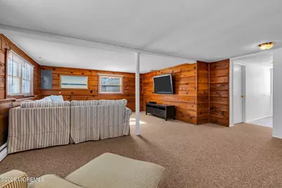 158 Cloverdale Circle, Tinton Falls, NJ 07724 - Photo 36