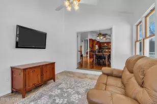 158 Cloverdale Cir, Tinton Falls, NJ 07724 - Photo 26