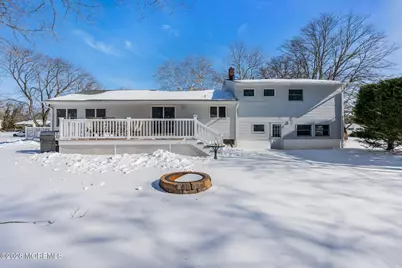 158 Cloverdale Circle, Tinton Falls, NJ 07724 - Photo 4