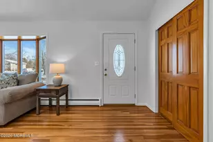 158 Cloverdale Cir, Tinton Falls, NJ 07724 - Photo 6