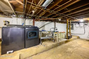 154 Lower Main St, Aberdeen Township, NJ 07747 - Photo 16