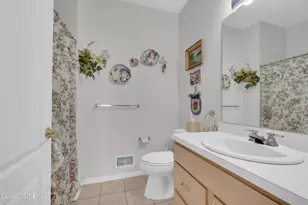 95 Golden Seasons Dr, Lakewood, NJ 08701 - Photo 16