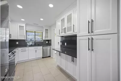 26 Front Court, Old Bridge Township, NJ 08857 - Photo 10