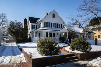 39 E River Road, Rumson, NJ 07760 - Photo 1