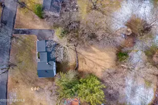 19 Meadow Dr, Tinton Falls, NJ 07724 - Photo 38