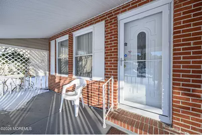 27 Bahamia Drive, Toms River Township, NJ 08757 - Photo 2