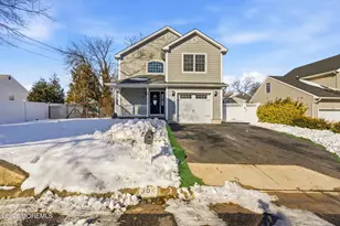 304 Pine St, North Middletown, NJ 07748 - Photo 4