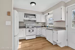 116A Buckingham Dr, Lakewood, NJ 08701 - Photo 16