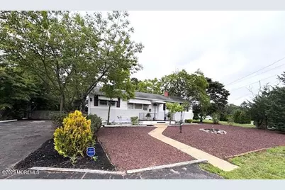 19 Ashwood Drive, Brick, NJ 08723 - Photo 2
