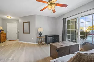 1228 Morning Glory Dr, Monroe Township, NJ 08831 - Photo 4